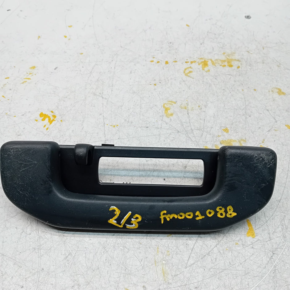 MERCEDES C CLASS W205 PASSENGER  INTERIOR GRAB REAR HANDLE A0998150000 FM001088
