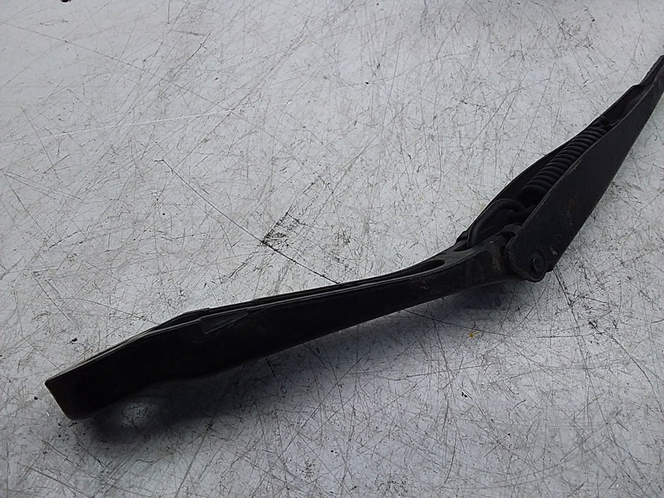 MERCEDES BENZ E-CLASS  W213 FRONT  ARM WIPER WINDSCREEN  W000062234 FM00886