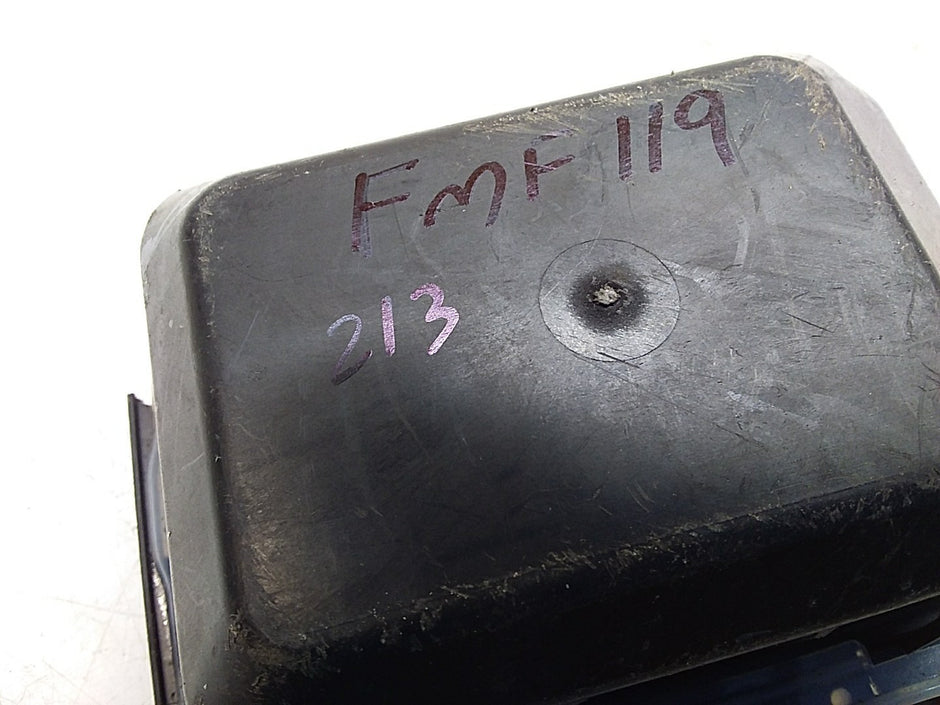 MERCEDES BENZ E-CLASS W213 FUSE  BOX 2016 ONWARDS A2135403038 FMF119(DAMAGED)