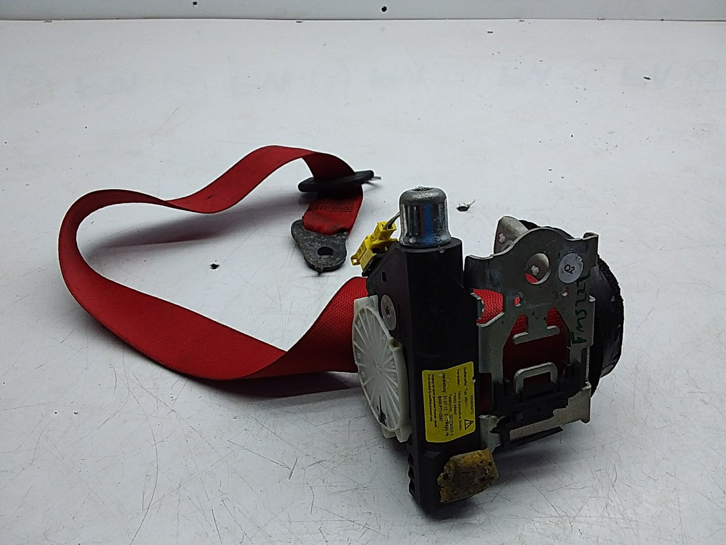 MERCEDES C-CLASS W204 SEAT BELT REAR LEFT DRIVER SIDE A2048602886 FMS227 OSR