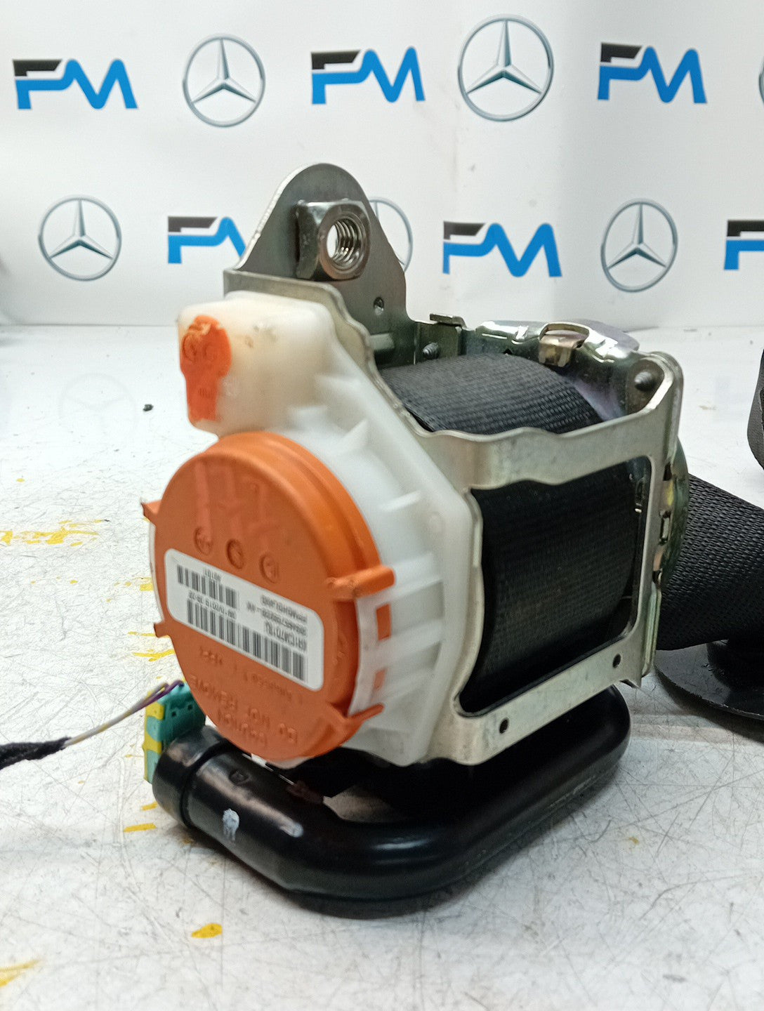 MERCEDES A CLASS  FRONT LEFT SEAT BELT WITH PRETENSIONER A1778600700 FMS71 NSF