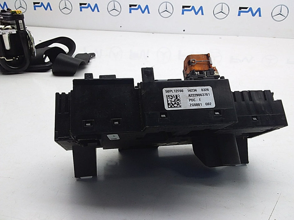 MERCEDES BENZ S-CLASS W222 FUSE BOX  A2229063701 FMF64