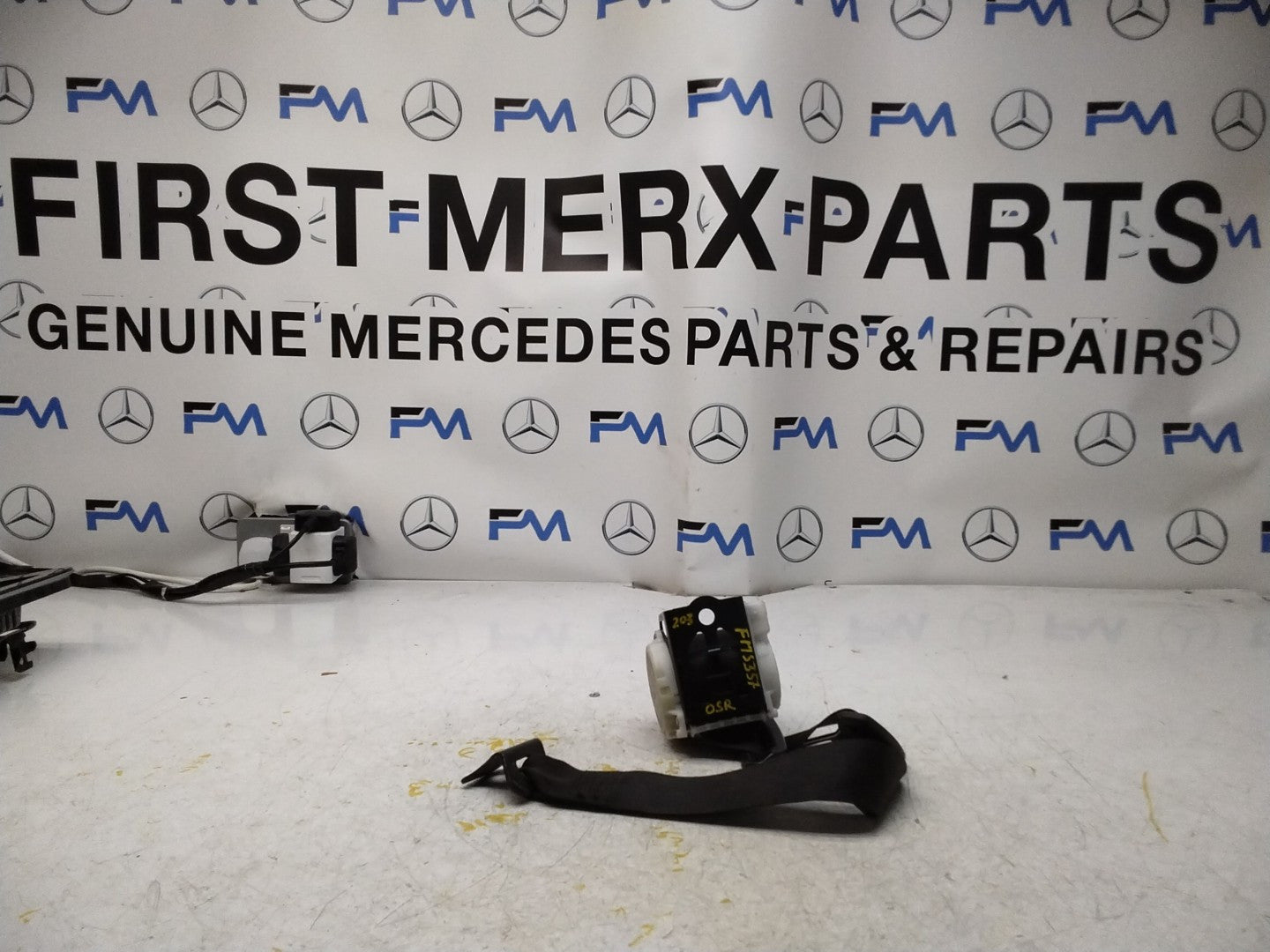 MERCEDES C CLASS CL203 SEAT BELT REAR RIGHT DRIVER SIDE A2038608985 FMS357 OSR