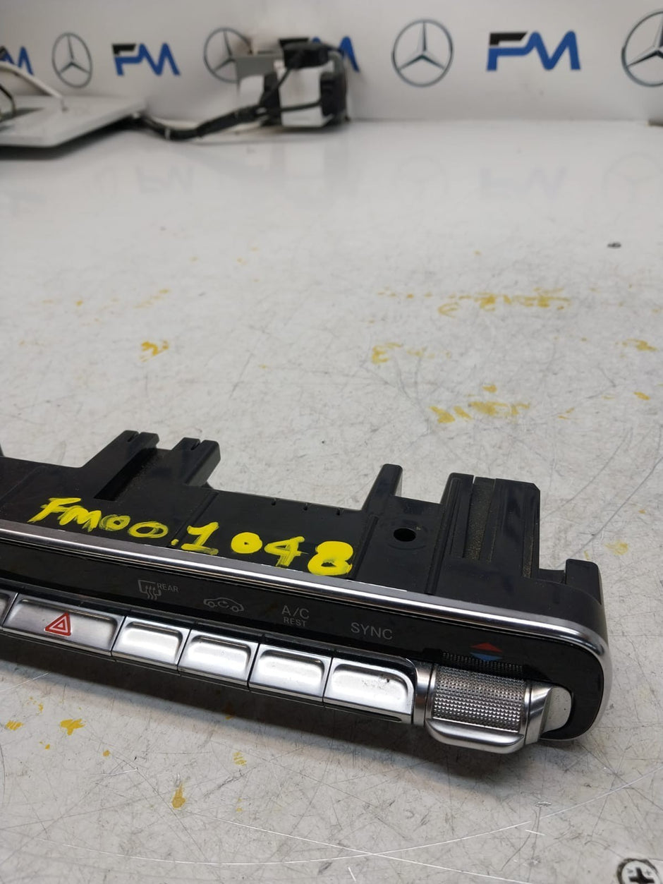 MERCEDES A B CLASS W177 W247 HEATER CLIMATE CONTROL PANEL A2479056703  FM001048