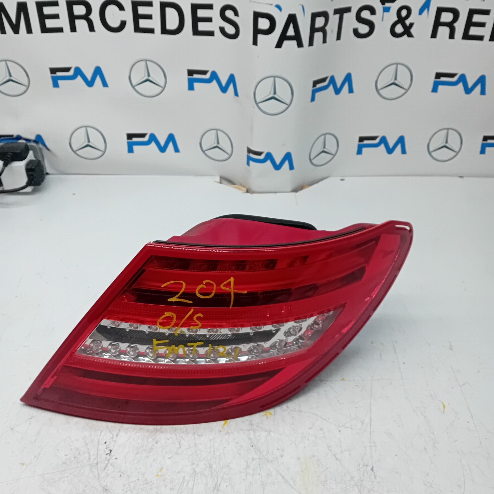 MERCEDES C-CLASS W204 DRIVER SIDE OS REAR TAIL LIGHT A2048205864 2012 FMT121
