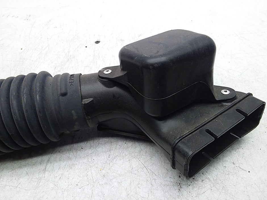 MITSUBISHI OUTLANDER AIR INTAKE TUBE 1505A661 FMI81