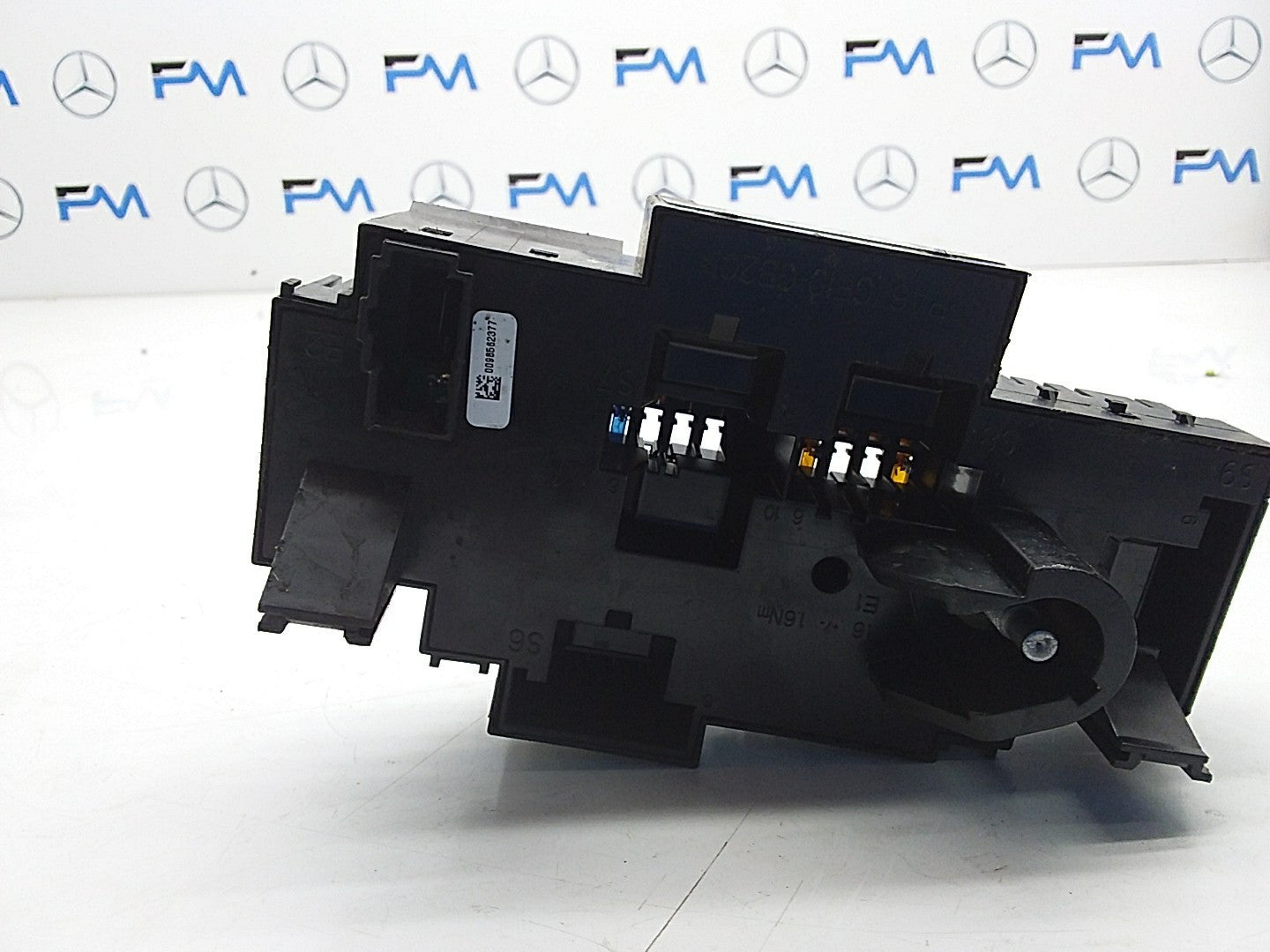 MERCEDES BENZ S-CLASS W222 FUSE BOX RELAY  A2229063202 FMF67