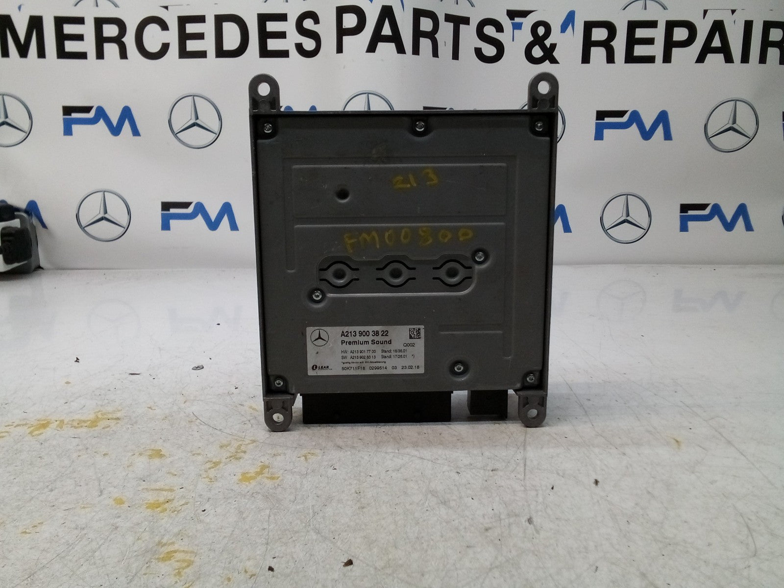 MERCEDES BENZ E-CLASS W213 SOUND SYSTEM AMPLIFIER A2139003822 FM00800