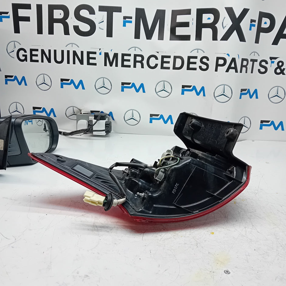 MITSUBISHI OUTLANDER MK3 2015-19 DRIVER SIDE OS OUTER REAR TAIL LIGHT FMT147