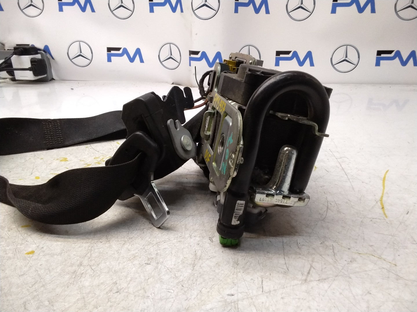MERCEDES BENZ E-CLASS W207 FRONT SEAT BELT RIGHT SIDE A2078604285 FMS437 OSF