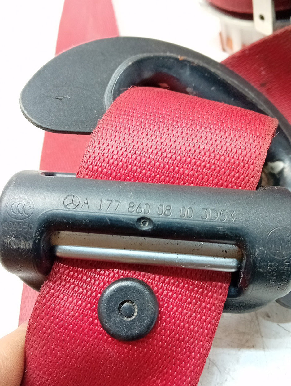 MERCEDES A-CLASS  FRONT RIGHT SEAT BELT WITH PRETENSIONER A1778600800 FMS82 OSF