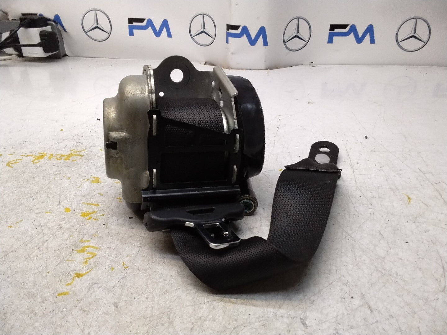 MERCEDES CLA GENUINE SEAT BELT REAR LEFT/RIGHT A1188600800 FMS416 OSR NSR