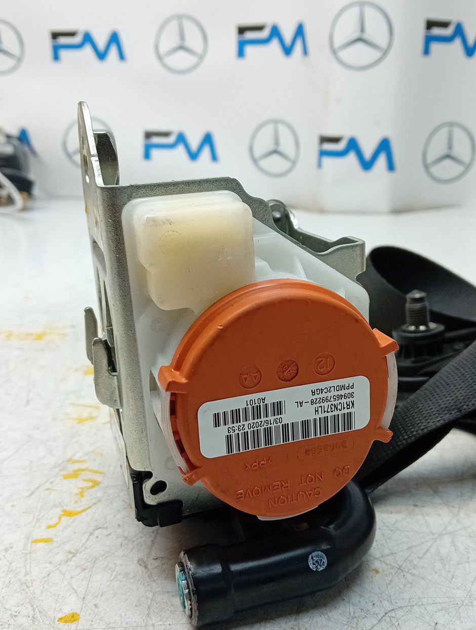 MERCEDES A CLASS  FRONT LEFT SEAT BELT WITH PRETENSIONER A1778600700 FMS72 NSF
