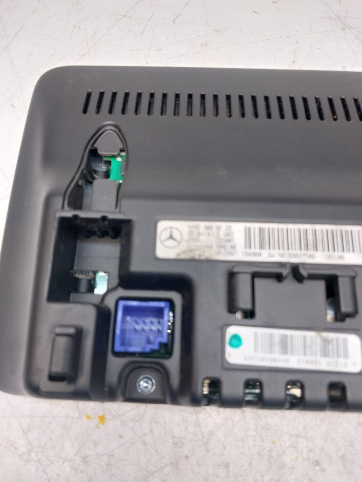MERCEDES ML/M-CLASS W166 DISPLAY SCREEN A1669008222 2015 FM00725