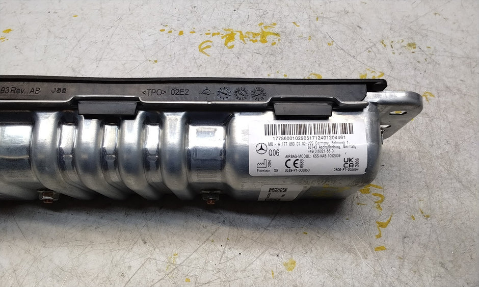 2019 MERCEDES BENZ A-CLASS W177 DRIVER SIDE KNEE AIRBAG A1778600102 FM00752