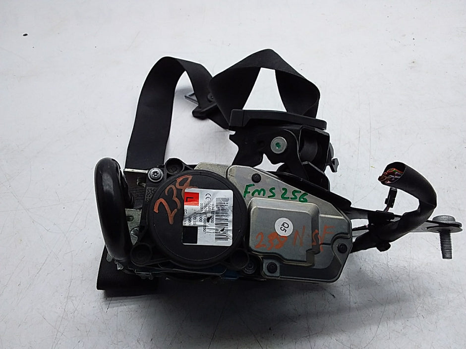 MERCEDES E-CLASS W238 SEAT BELT FRONT LEFT PASSENGER SIDE A2388602800 FMS256 NSF