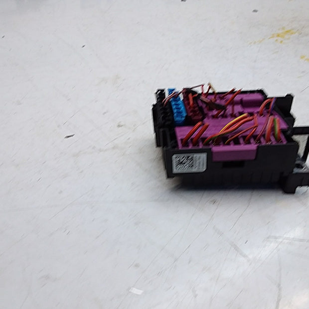 MERCEDES BENZ E-CLASS W213 2016 ONWARDS  FUSE RELAY BOX A2135400414 FMF117