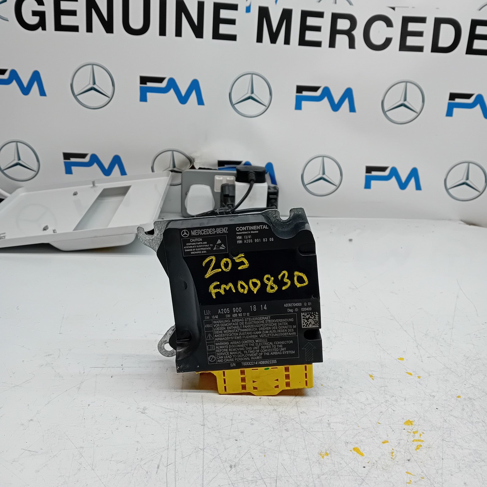 MERCEDES C-CLASS AIRBAG CONTROL MODULE W205 A2059001814 FM00830