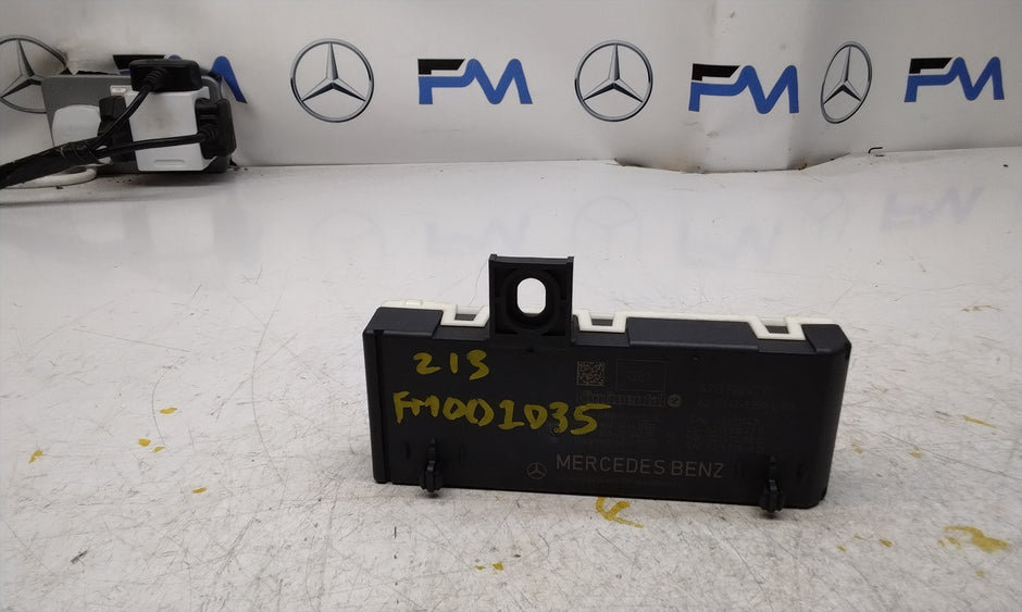 MERCEDES E-CLASS TAILGATE CONTROL MODULE W213 A2139004711 FM001035