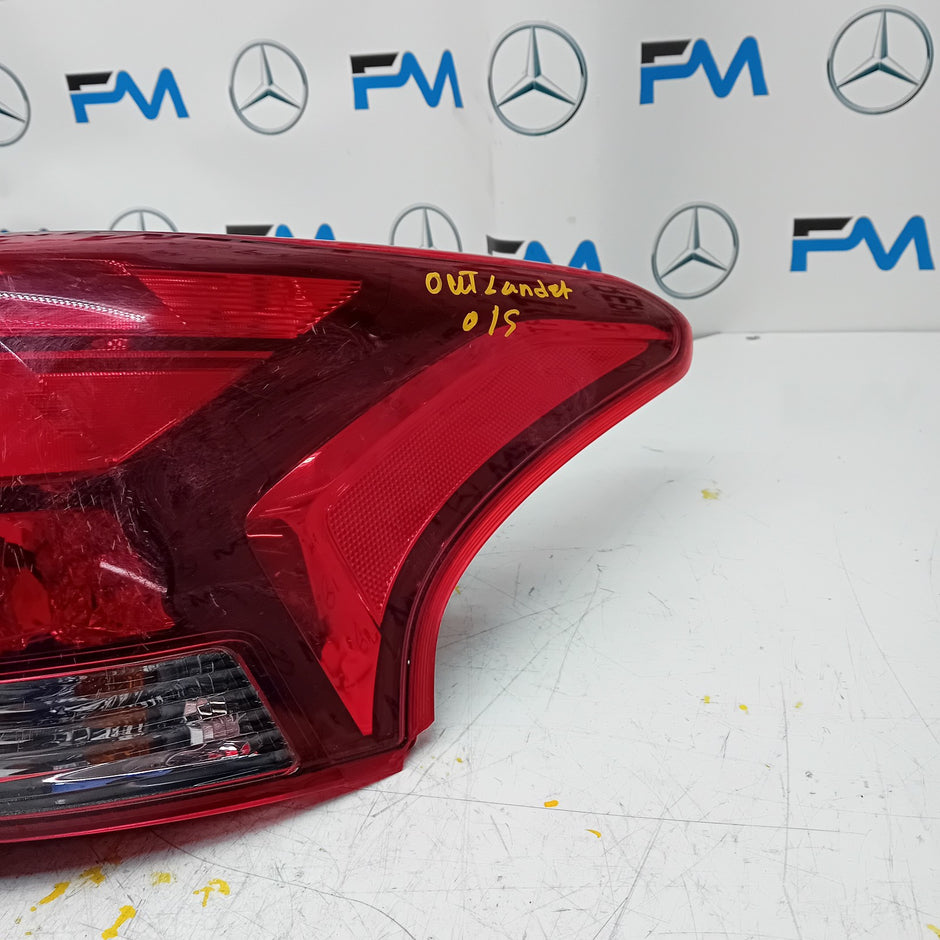 MITSUBISHI OUTLANDER MK3 2015-19 DRIVER SIDE OS OUTER REAR TAIL LIGHT FMT148