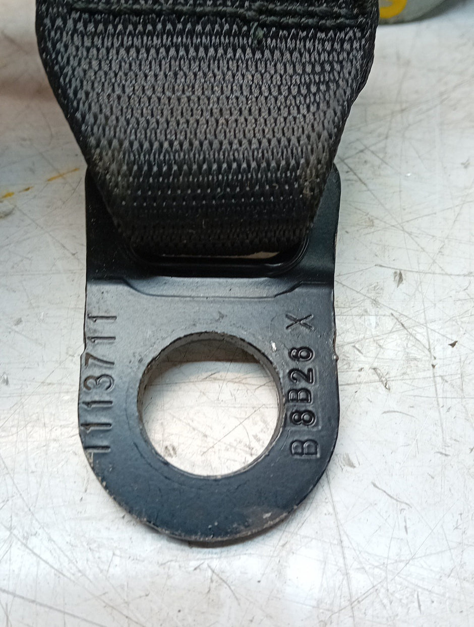 MERCEDES A CLASS  FRONT LEFT SEAT BELT WITH PRETENSIONER A1778600700 FMS66 NSF