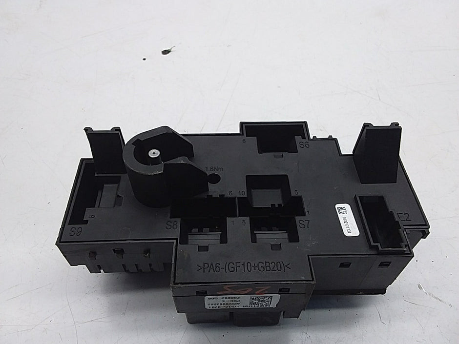 MERCEDES BENZ S-CLASS W222 FUSE BOX RELAY  A2229063202 FMF72