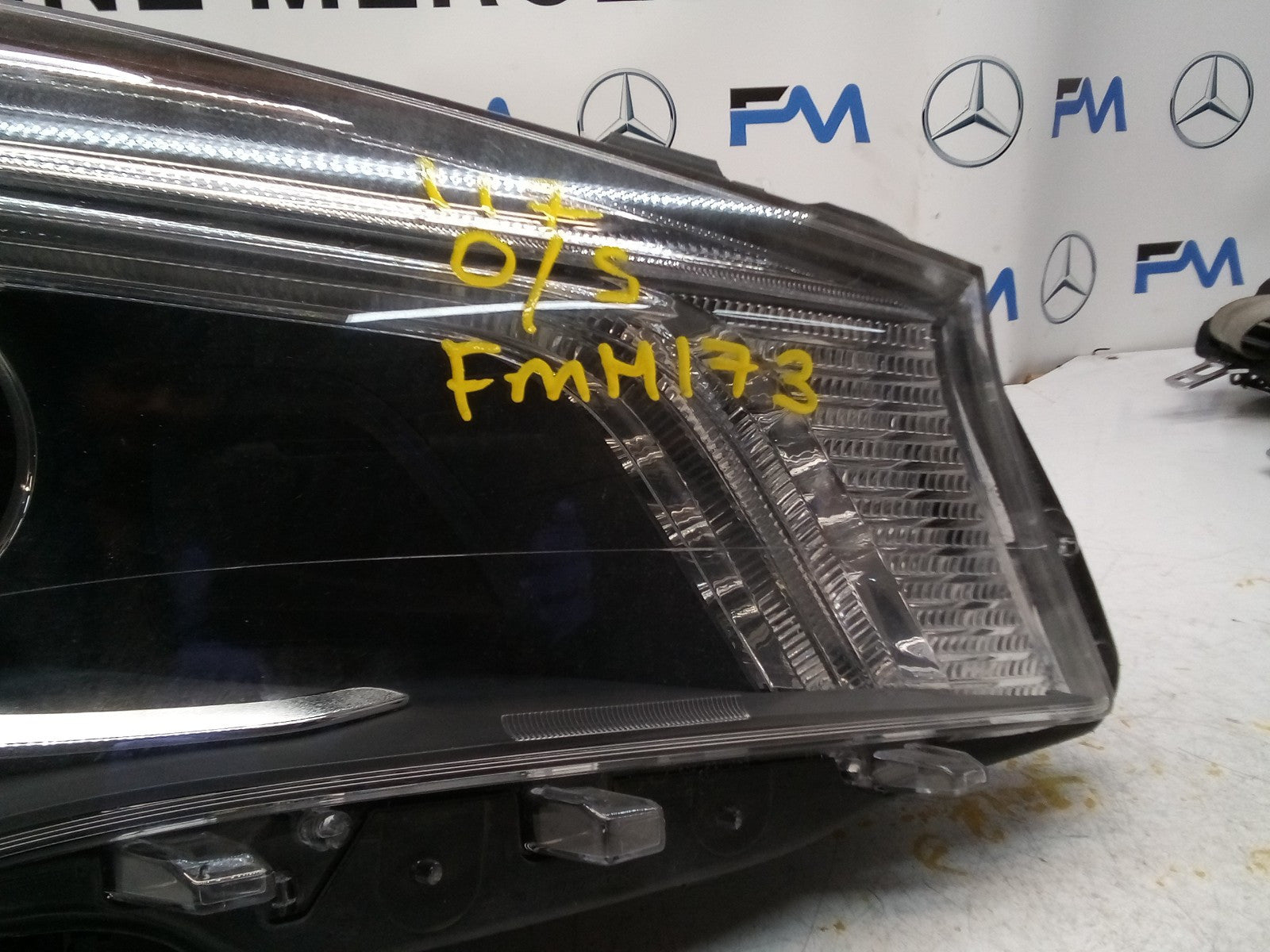 MERCEDES CLA W117 HEADLIGHT DRIVER OS RIGHT A1179065200 2015 FMH173