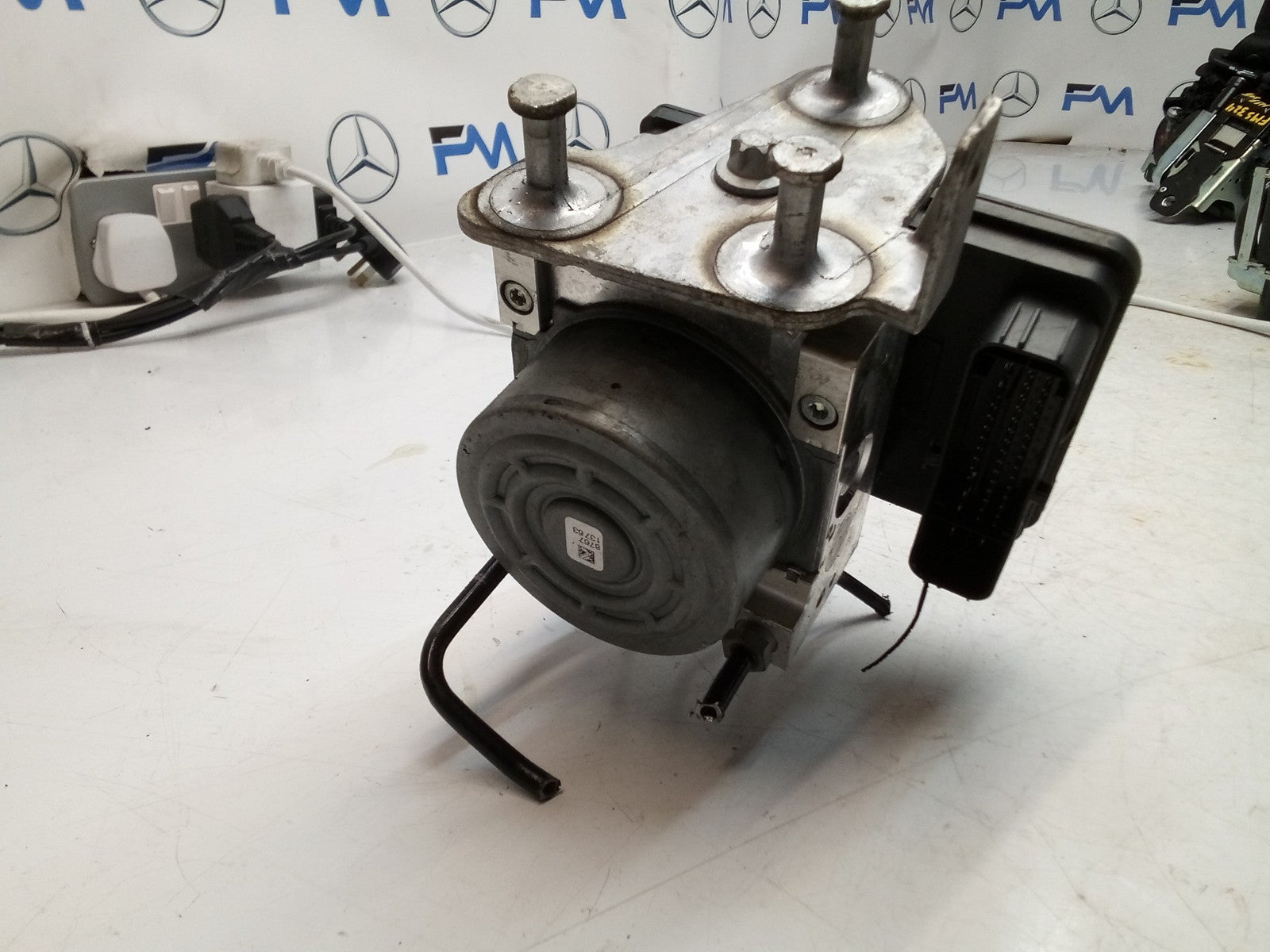MERCEDES GLC X253 ABS PUMP MODULE CONTROL UNIT A2539001400 FM00771