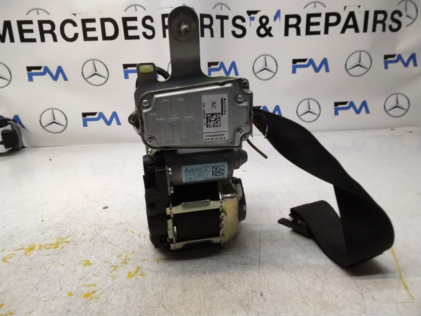 MERCEDES E CLASS W207 SEAT BELT FRONT LEFT PASSENGER A2078604185 FMS445 NSF