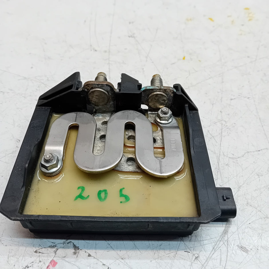 MERCEDES  C E CLASS W205 W213 NEGATIVE BATTERY CLAM TERMINAL A0009068705 FM00837