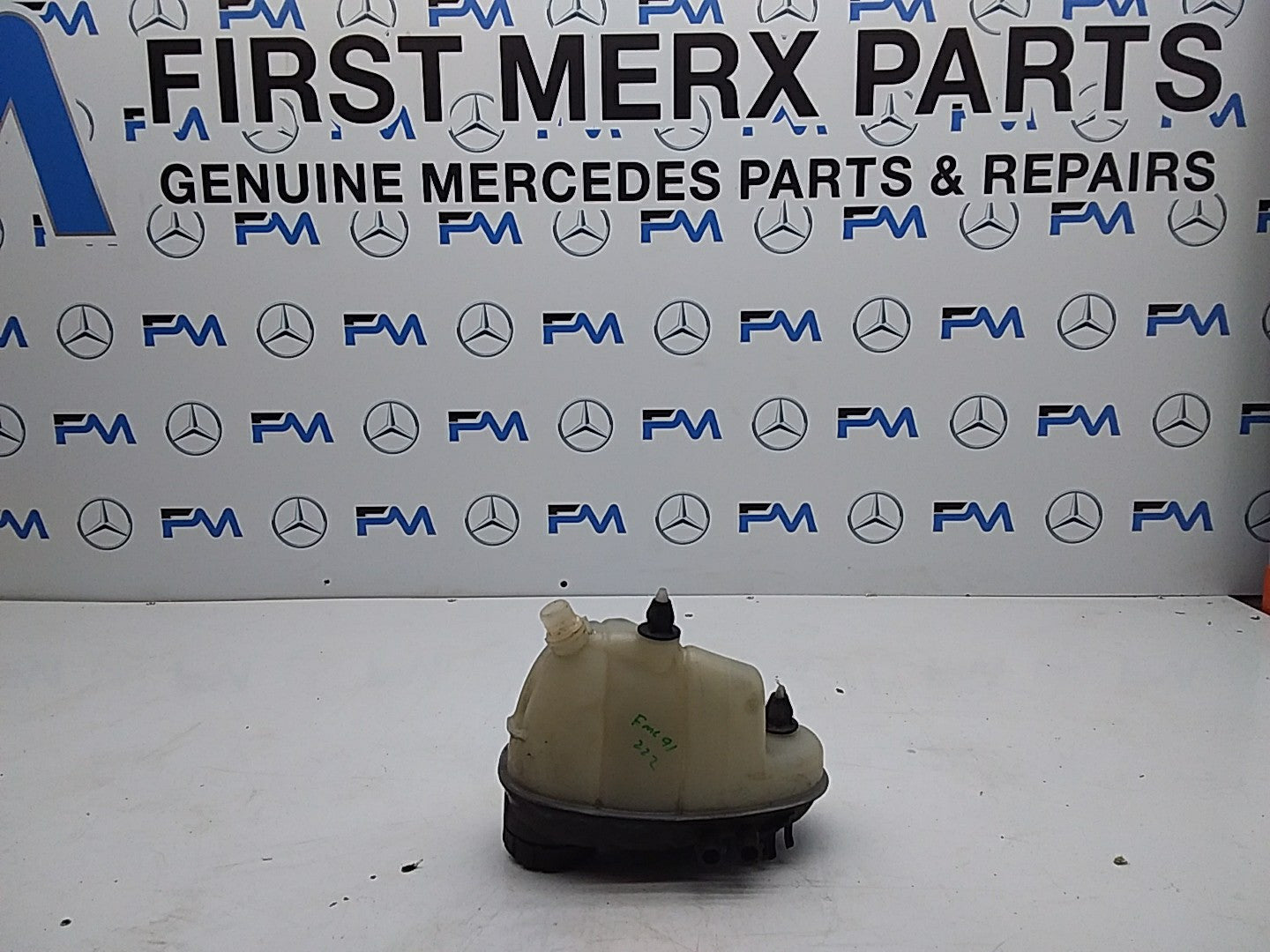 MERCEDES BENZ S-CLASS W222 COOLANT EXPANSION TANK 2014 ONWARDS A2225000849 FMC91