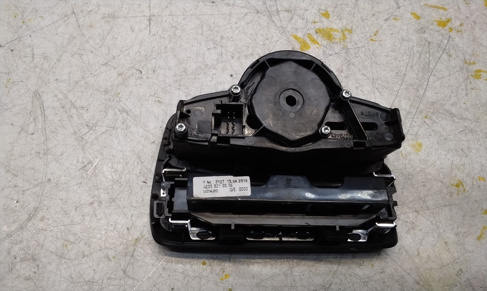 MERCEDES C-CLASS W205 HEADLIGHT CONTROL SWITCH 2014-2020 A2059057007 FM001018