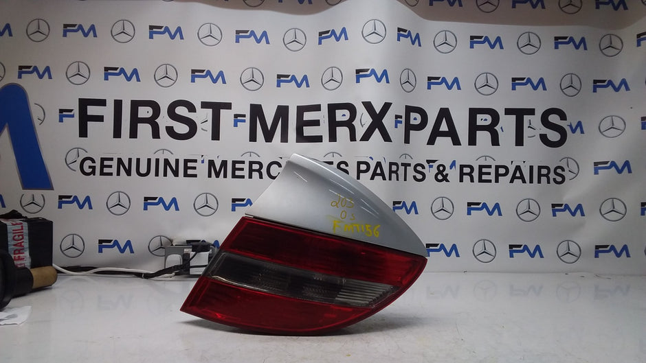 MERCEDES CLC W203 2010 DRIVER OS REAR TAIL LIGHT A2038205264 FMT156