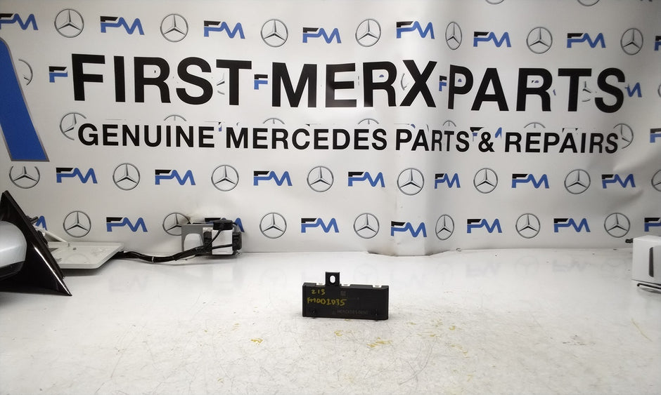 MERCEDES E-CLASS TAILGATE CONTROL MODULE W213 A2139004711 FM001035