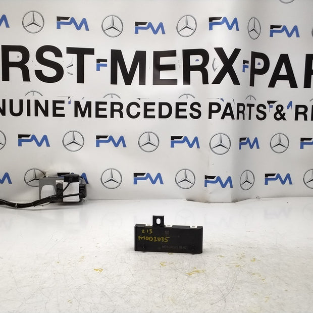 MERCEDES E-CLASS TAILGATE CONTROL MODULE W213 A2139004711 FM001035