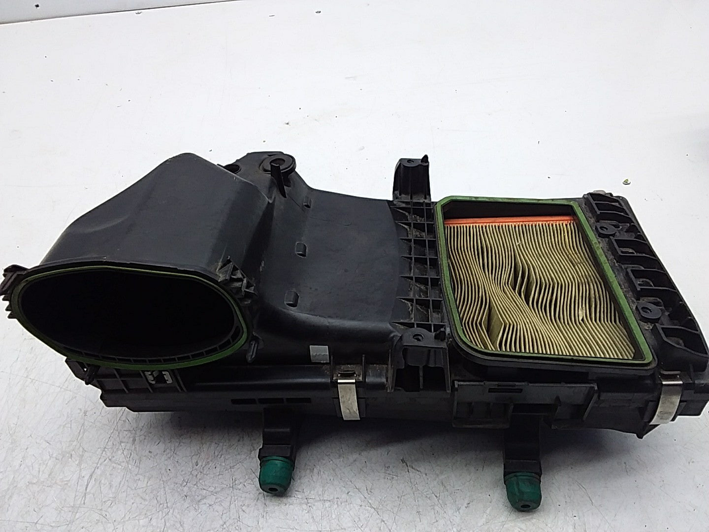MERCEDES BENZ E-CLASS W213 AIR FILTER CLEANER BOX 2.0 P A6540900001 FMA47