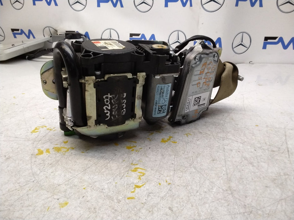 MERCEDES E CLASS C207 PASSENGERS FRONT LEFT SEATBELT A2078603585 FMS448 NSF