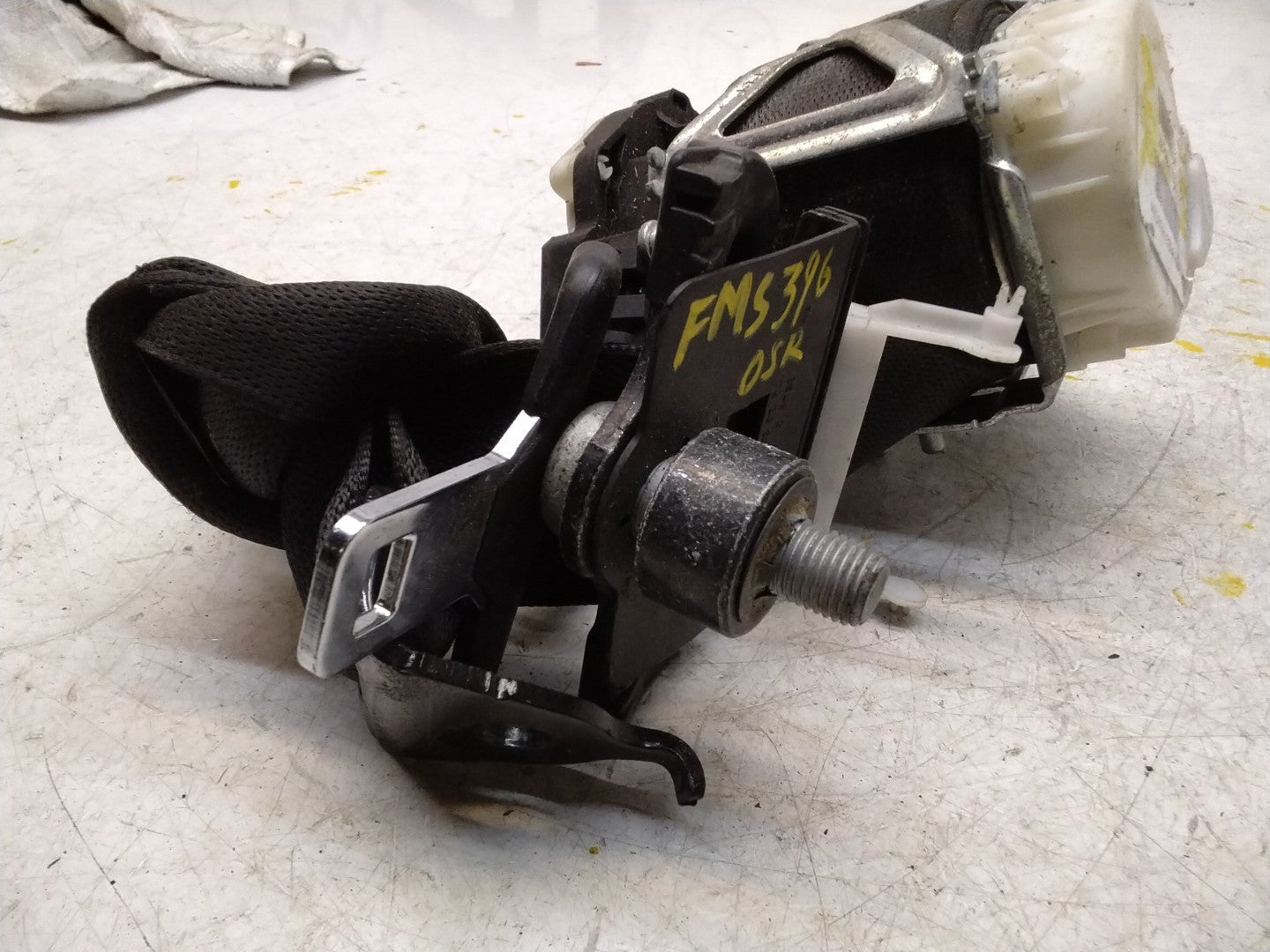 MERCEDES GL CLASS W164 REAR SEAT BELT RIGHT A2018680222 FMS396 OSR