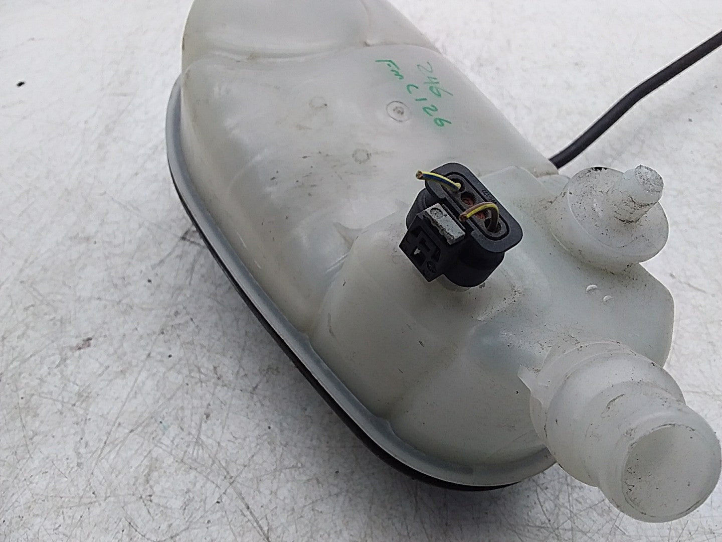 MERCEDES BENZ B-CLASS W246 COOLANT EXPANSION TANK  A2465000049 FMC126