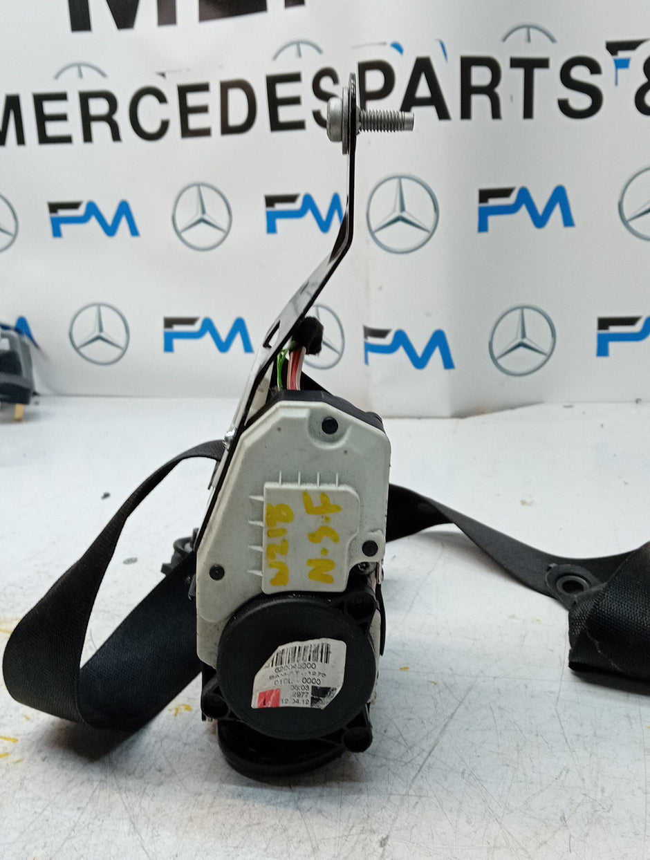 MERCEDES E CLASS W212  SEAT BELT FRONT LEFT PASSENGER SIDE A2128608585 FMS78 NSF