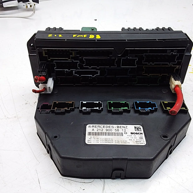 Mercedes E-CLASS W212 Fuse  Box RELAY A2129005812 FMF88 