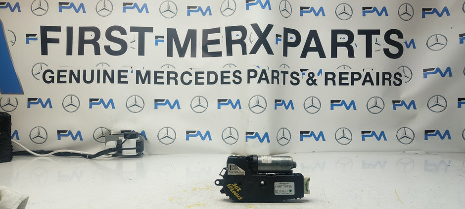 Mercedes C-CLASS W205 Sunroof Motor Regulator  0390200100 FM00705