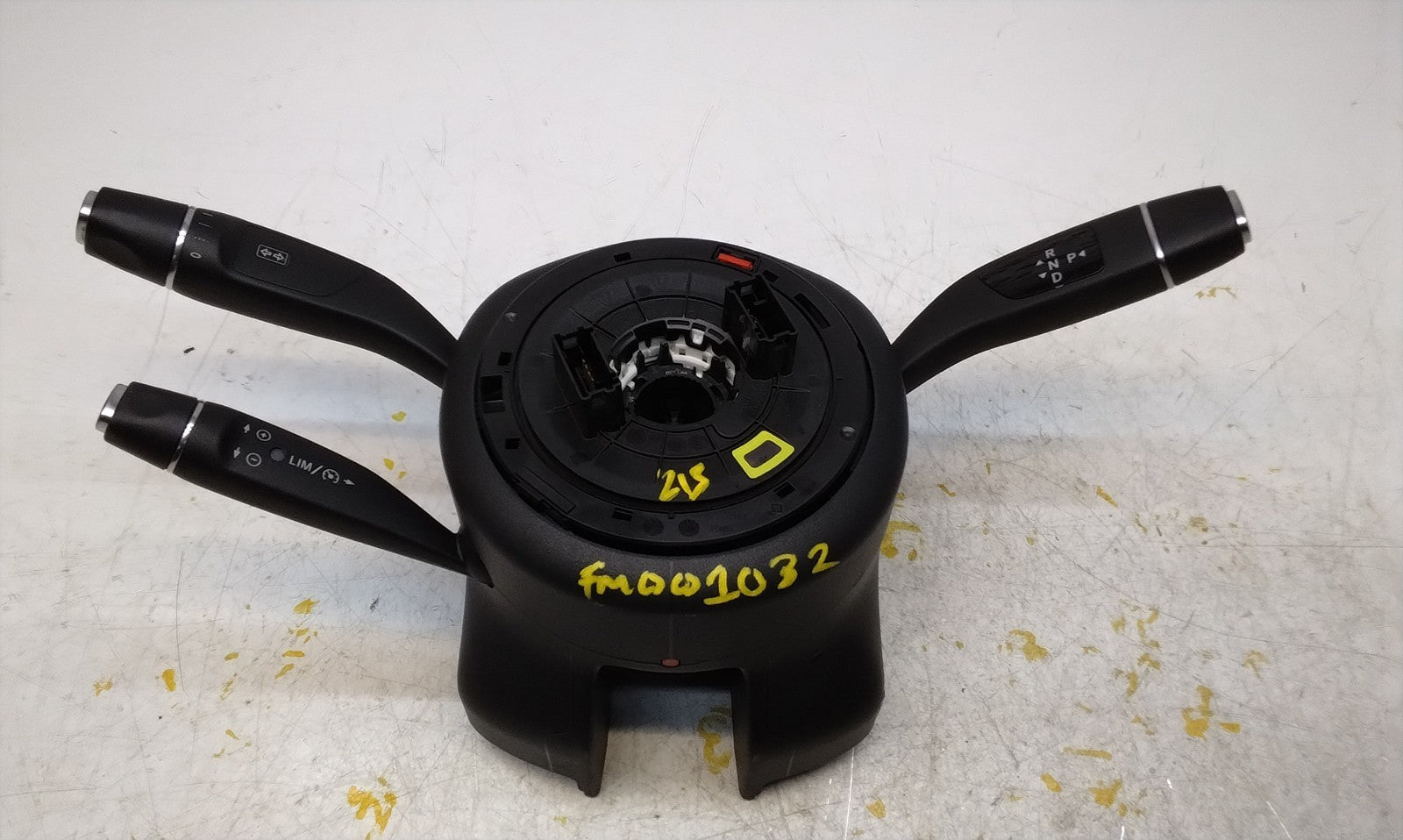 Mercedes E-CLASS W213 INDICATOR/WIPER GEAR SELECT + SQUIB  A2139001002 FM001032