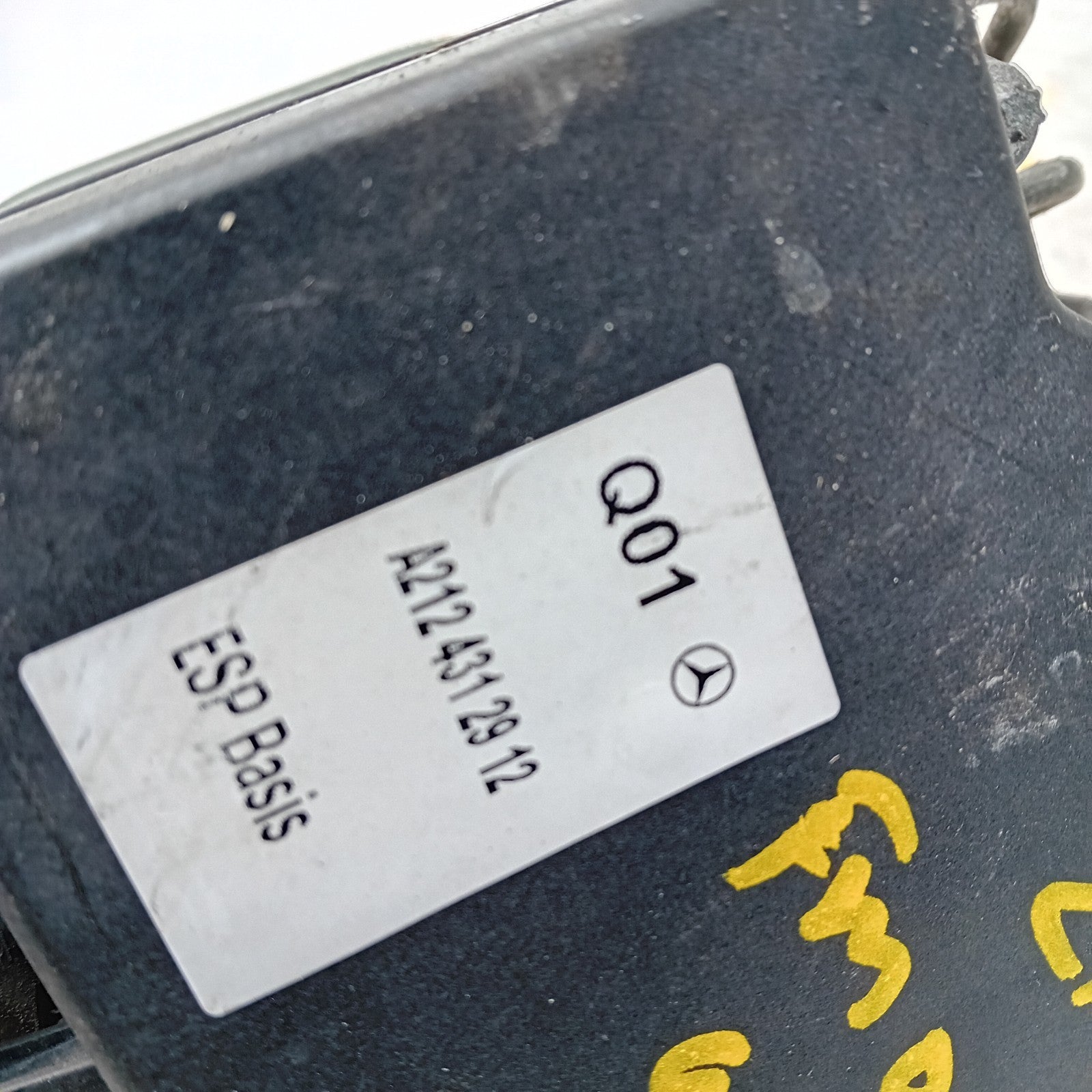 MERCEDES E-CLASS W212 ABS PUMP MODULE CONTROL UNIT A2124312912 FM00973