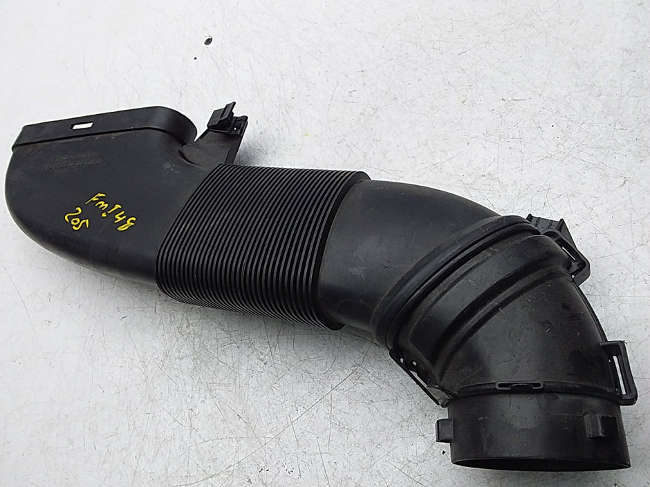 MERCEDES BENZ C-CLASS W205 AIR INTAKE TUBE A6510903242 FMI48