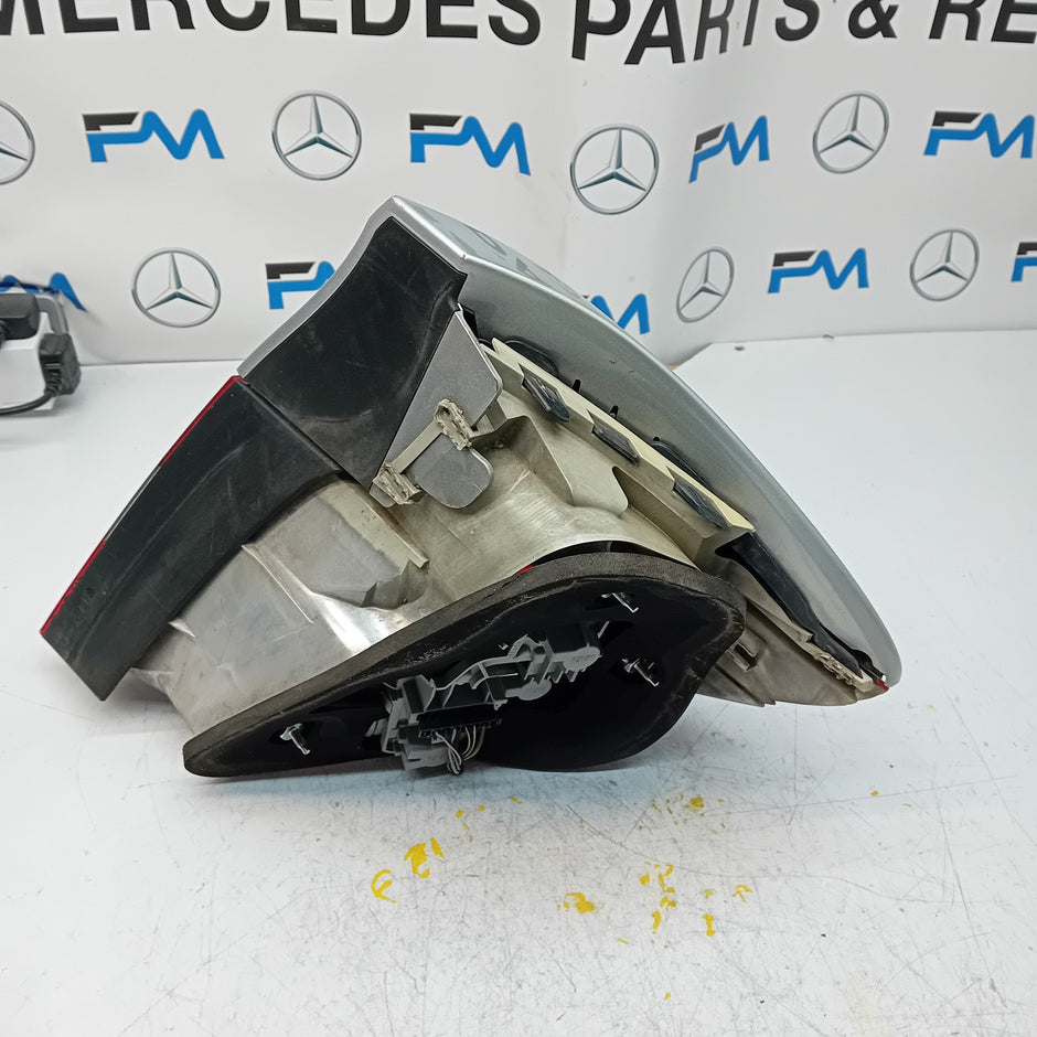 MERCEDES CLC W203 2010 PASSENGER SIDE NS REAR TAIL LIGHT A2038205164 FMT158