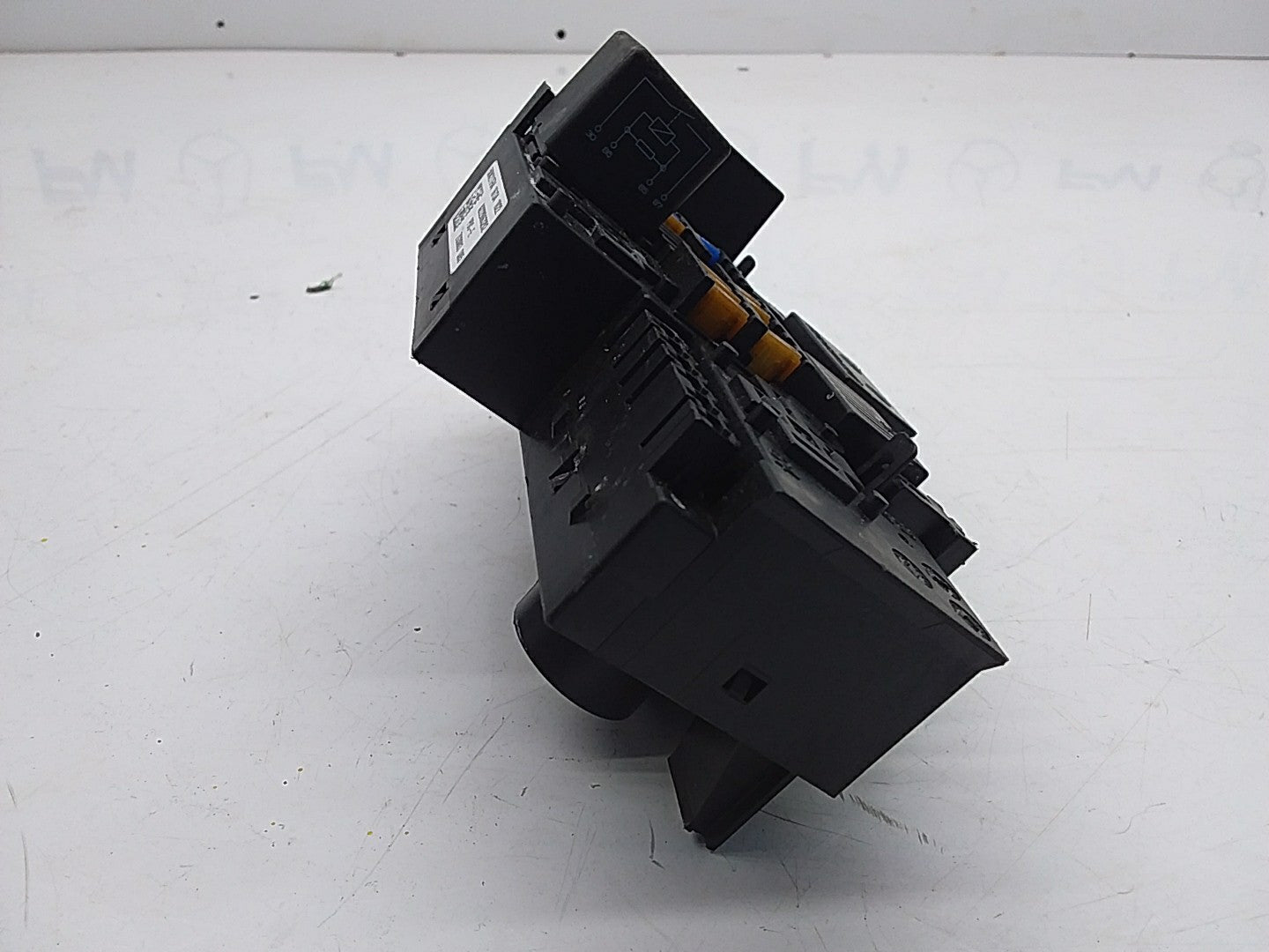 MERCEDES BENZ S-CLASS W222 2014 -2021 FUSE RELAY BOX A2229063202  FMF53