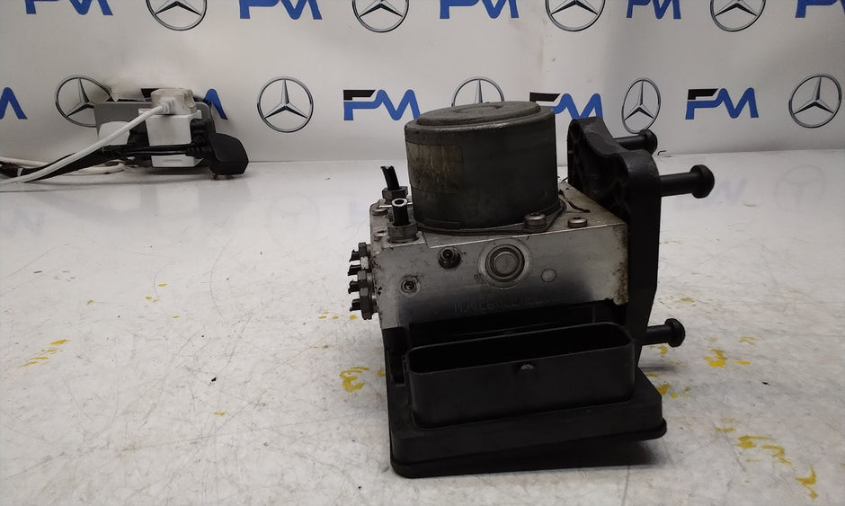 MERCEDES E-CLASS W213 ABS PUMP MODULE CONTROL UNIT A2134313601 FM00756