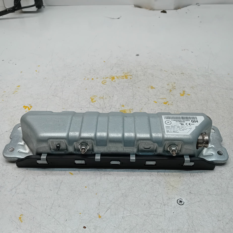 MERCEDES BENZ E-CLASS W213 DRIVER SIDE KNEE O/S/F AIRBAG A2138600302 FM00902