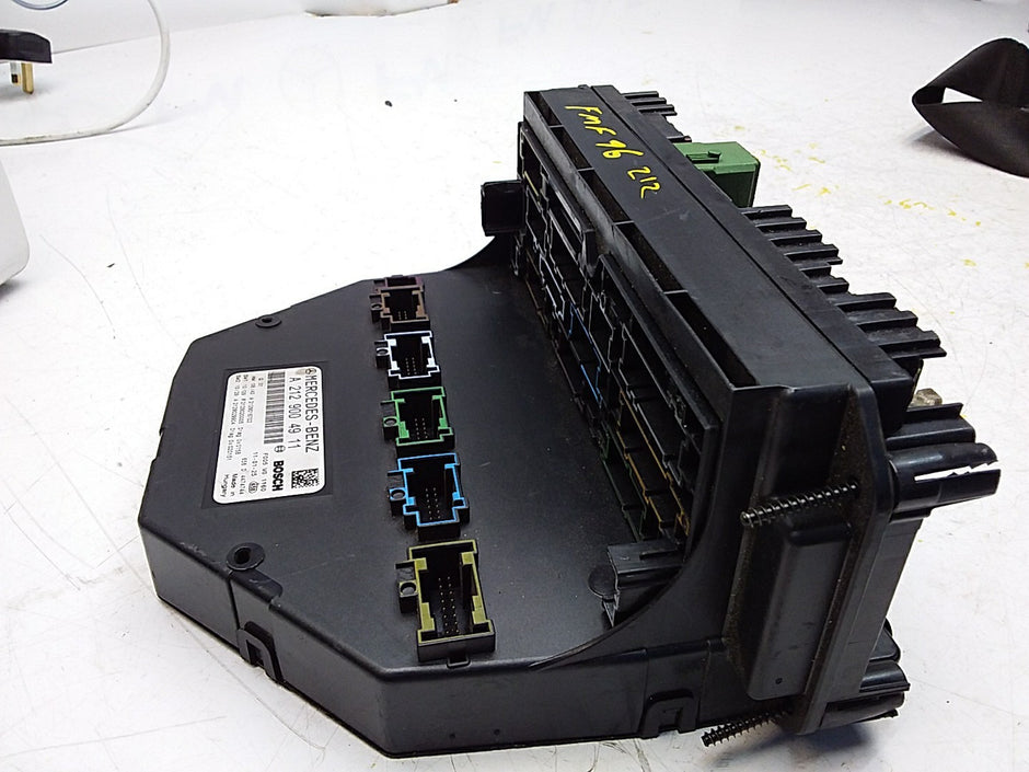 Mercedes E-CLASS W212 Fuse  Box RELAY A2129004911 FMF96